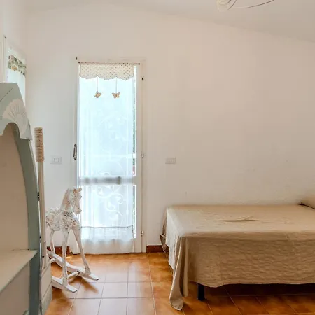 Elena Fronte Mare Bados- Pittulongu- Golfo Aranci *